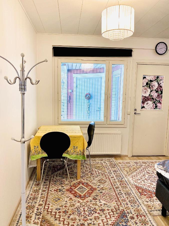 Two Bedrooms,Dining Area And Bathroom With Private Entrance Kotka Exterior foto